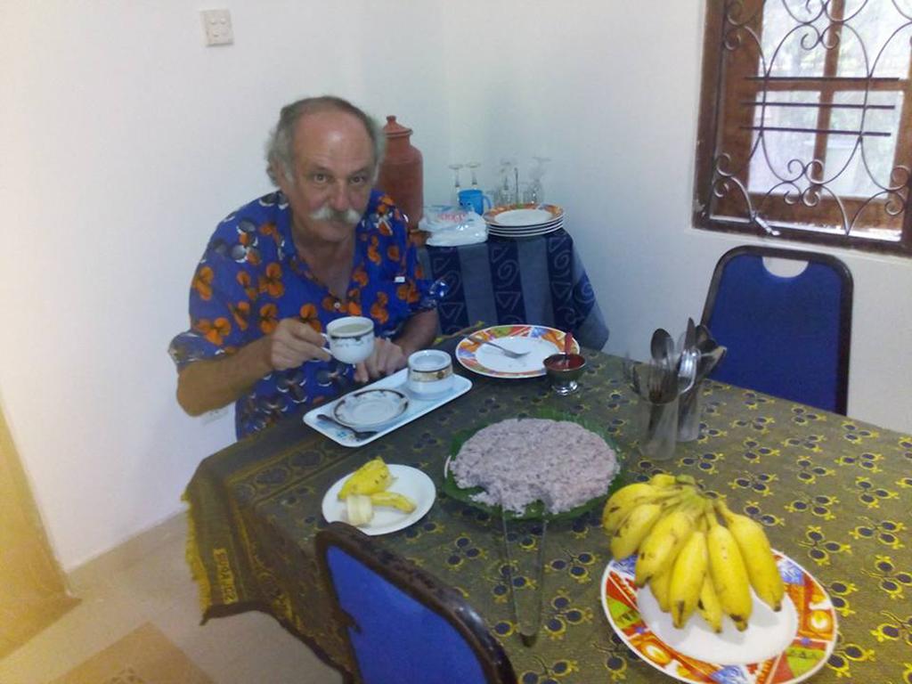 Smart Holiday Inn Galle Esterno foto