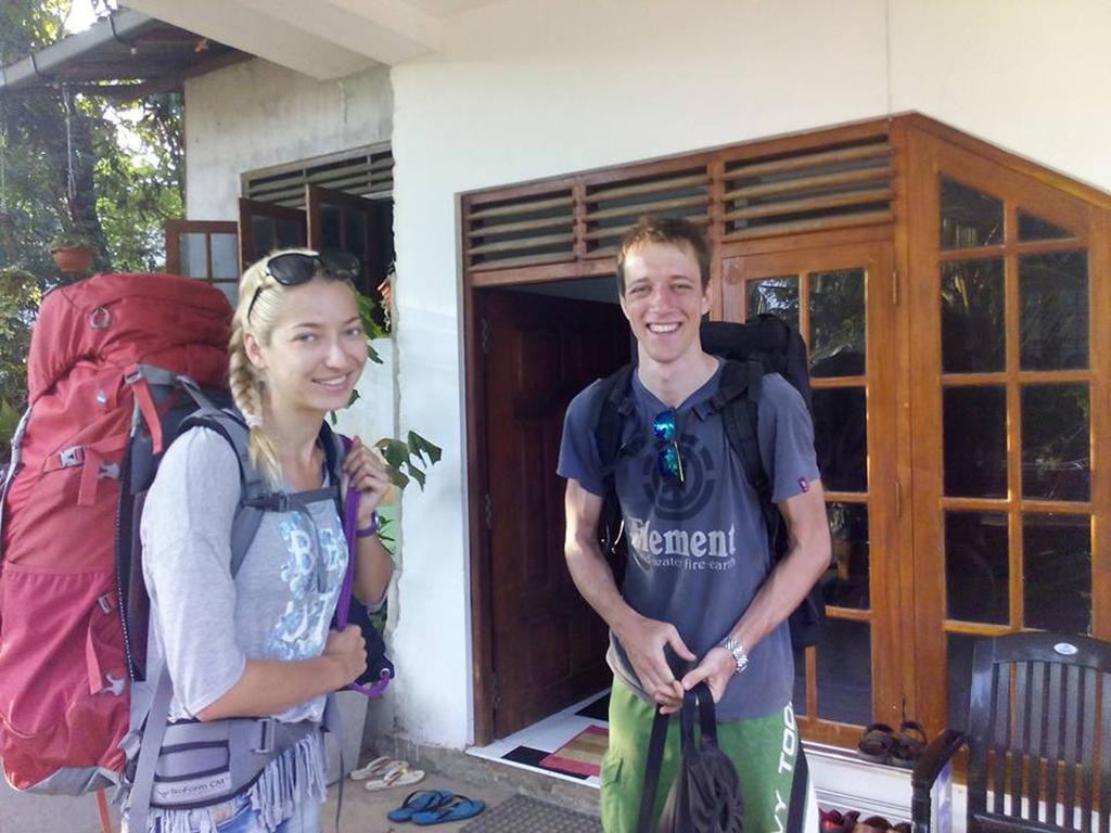 Smart Holiday Inn Galle Esterno foto